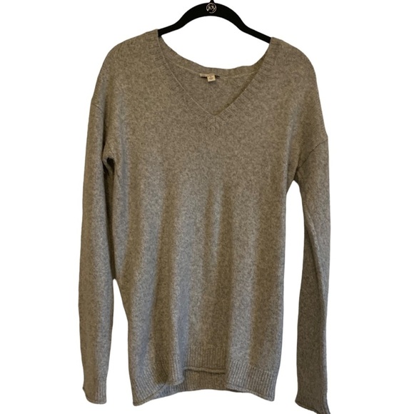 Gap grey long sleeve wool blend knit sweater - Picture 1 of 7